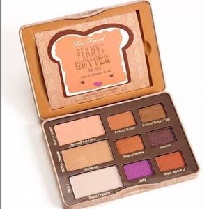 Too Faced Peanut butter & jelly palette